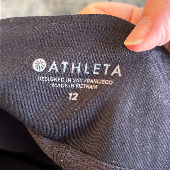 Athleta soho Black active performance women’s skirt built in shorts size 12 EUC - Picture 9 of 11